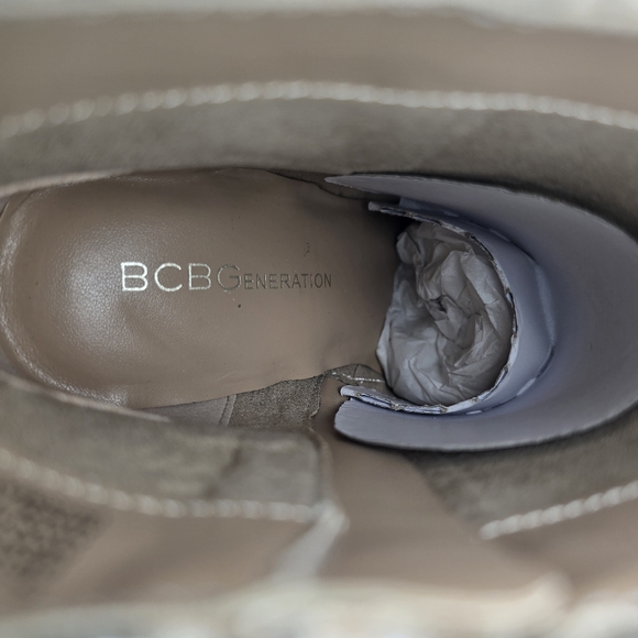 NWOT BCBGeneration Briel Booties, Women's 5.5, Natural Snake Print - Picture 8 of 16